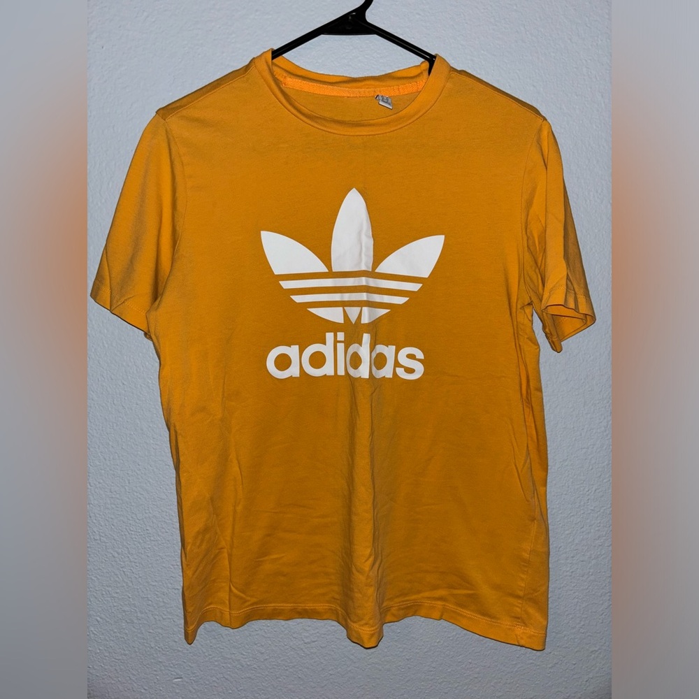 Adidas Tshirt